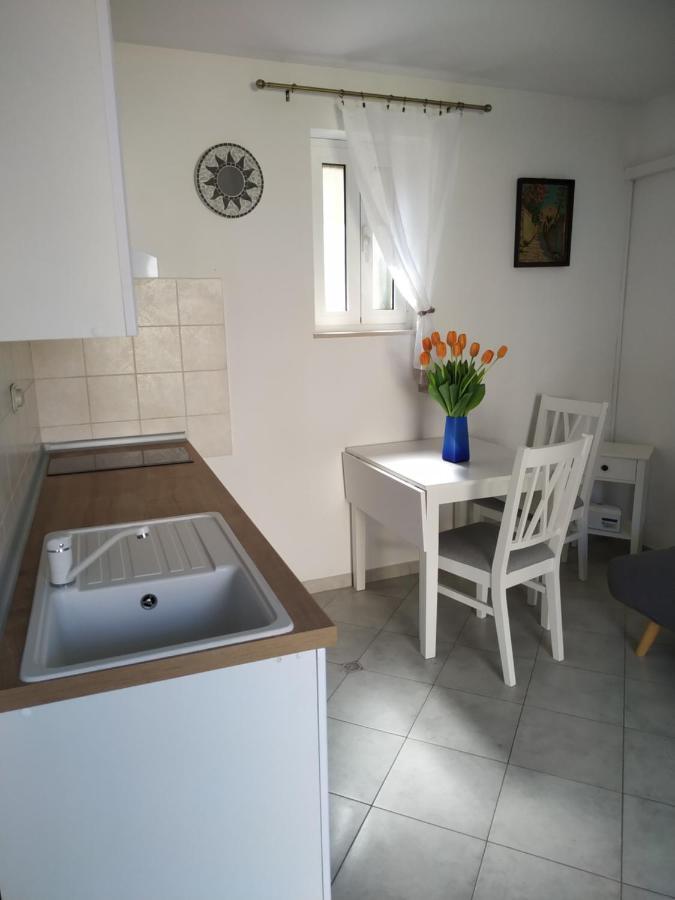 Apartment Zdenka Veli Lošinj Exteriör bild