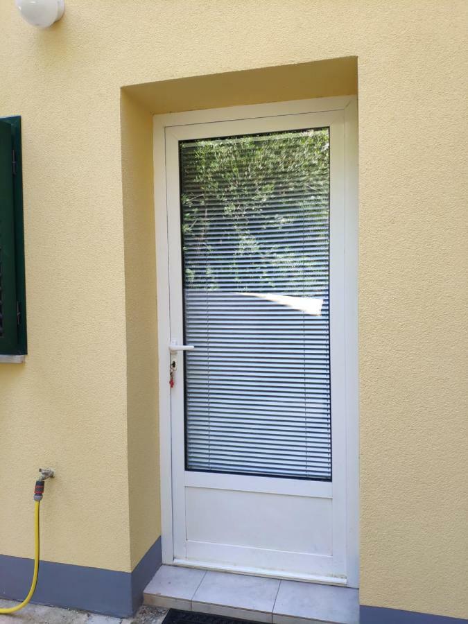 Apartment Zdenka Veli Lošinj Exteriör bild