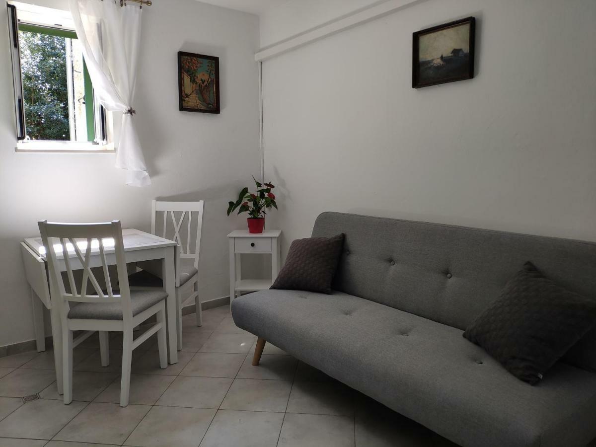 Apartment Zdenka Veli Lošinj Exteriör bild