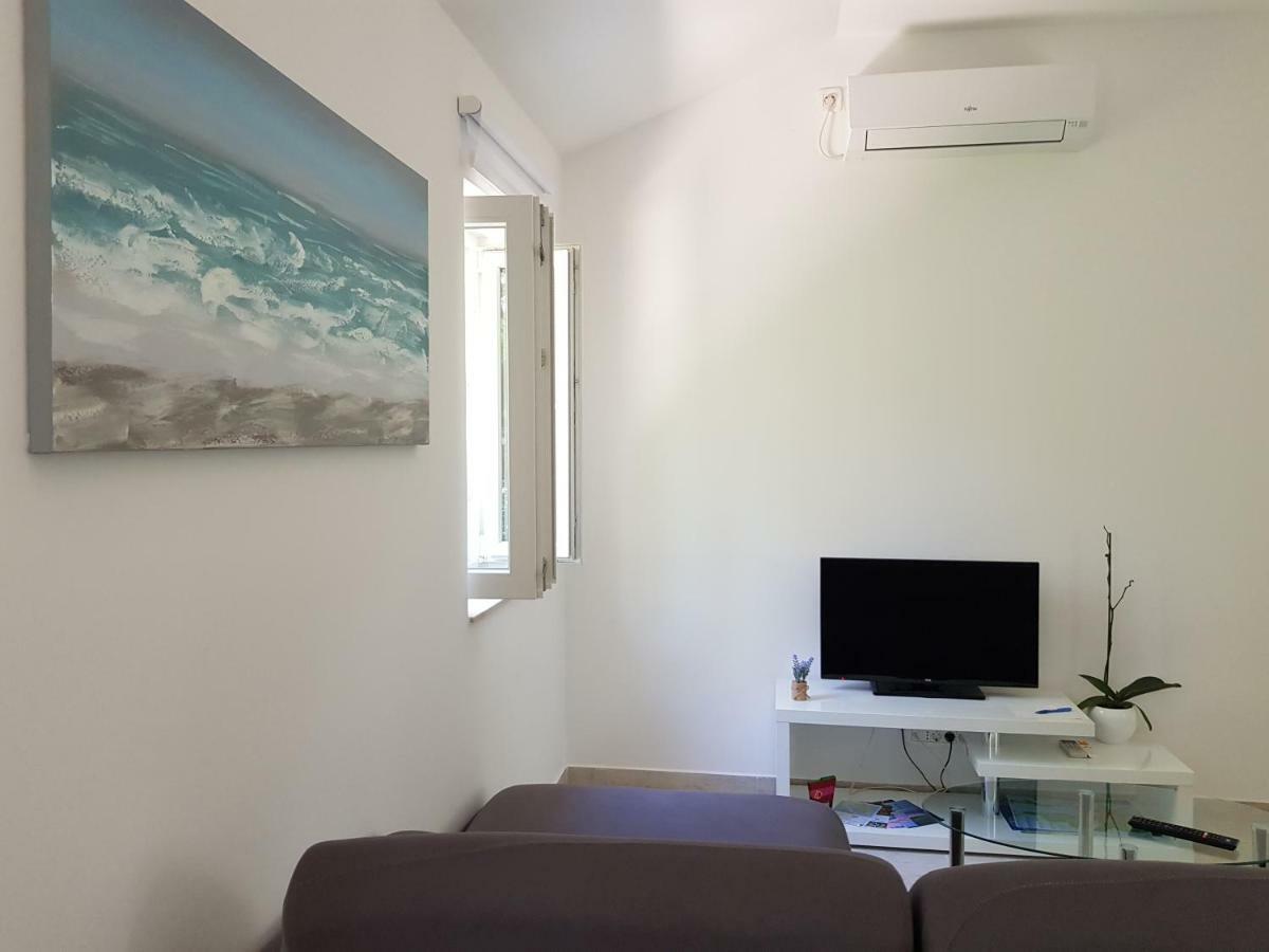 Apartment Zdenka Veli Lošinj Exteriör bild