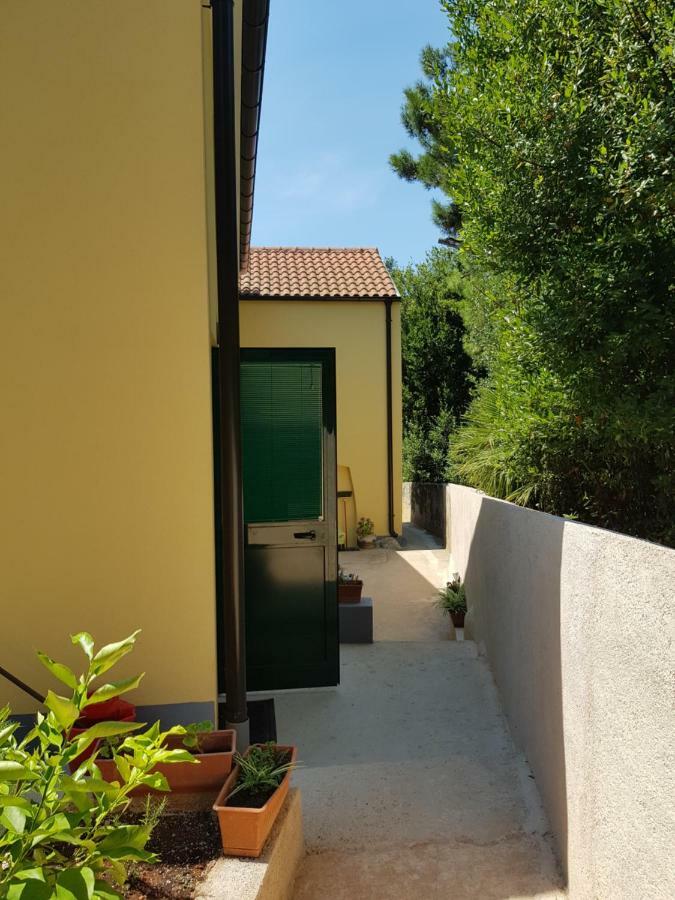 Apartment Zdenka Veli Lošinj Exteriör bild